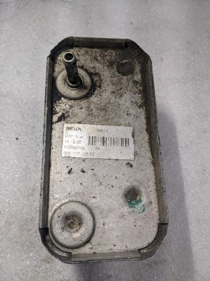 PORSCHE 911 OIL COOLER/RESERVIOR 99610702557 USED 996B.G.L.