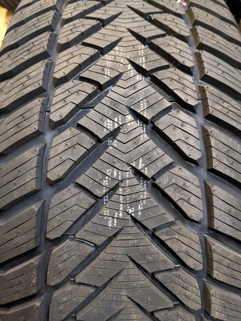 GOODYEAR EAGLE  ENFORCED WINTER P 275 55 20 113V SL TIRE