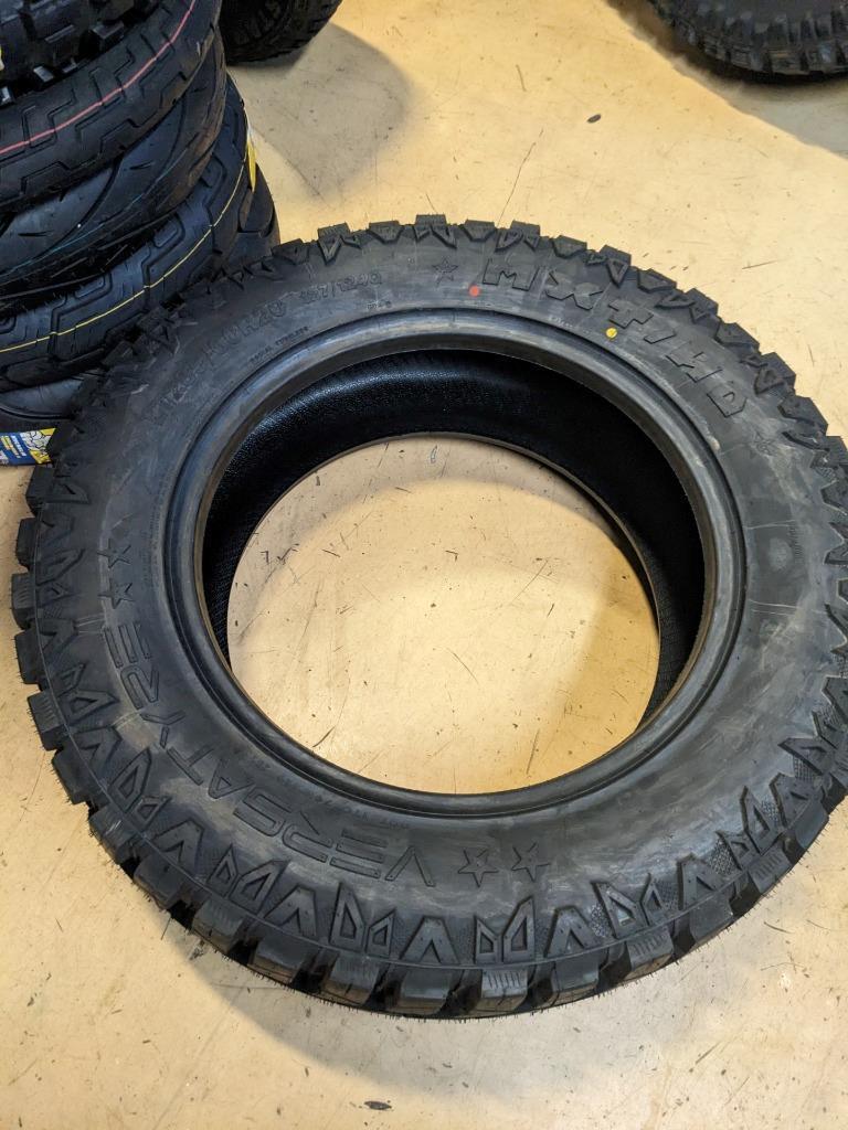 VERSATYRE MXT/HD BSW LT 285 60 20 127/124Q LRF 12PLY TIRE SH920 CQ3
