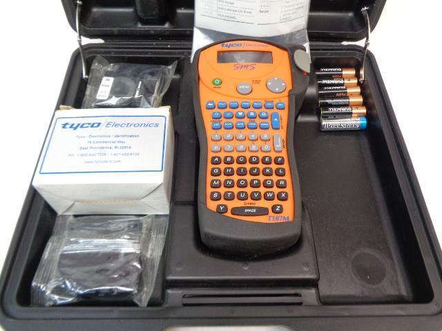 USED TYCO TE T107M-SMS LABEL MAKER W/ LABEL ROLLS R4