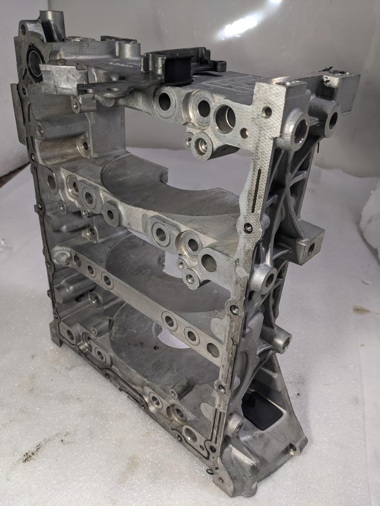 PORSCHE MACAN 2016 3.0 PETROL ENGINE BLOCK 9461011137R USED I2