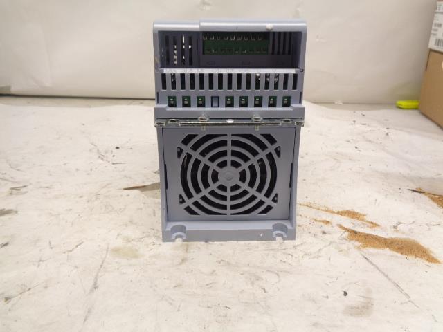 WEG CFW500 FREQUENCY CONVERTER CFW500B10P0T4DB20G2 15575699 NEW R35