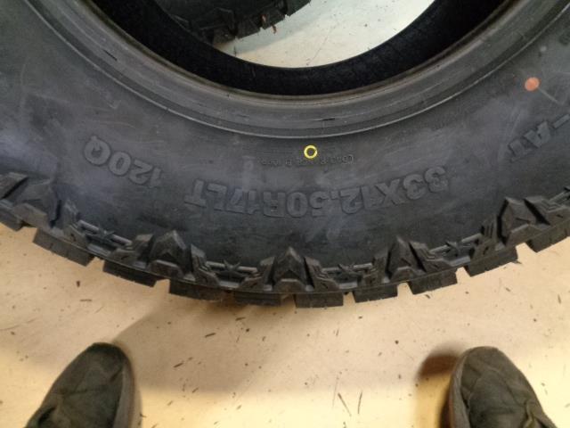 PREDATOR NEW MUTANT X-A/T LT 33 12.5 17 120Q LRE 10PLY A/T TIRE PRXAT08SF BQ2