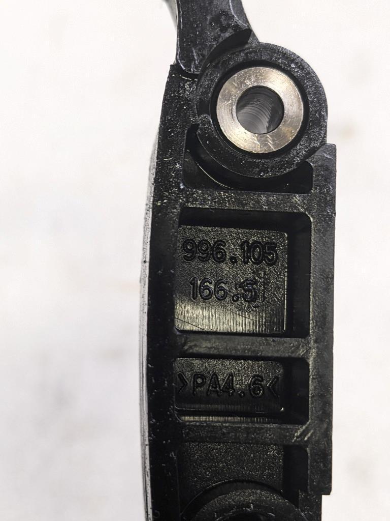 PORSCHE 996/911 1999-01 ENGINE TIMING CHAIN GUIDE RAIL 99610516651 996BGL2T2