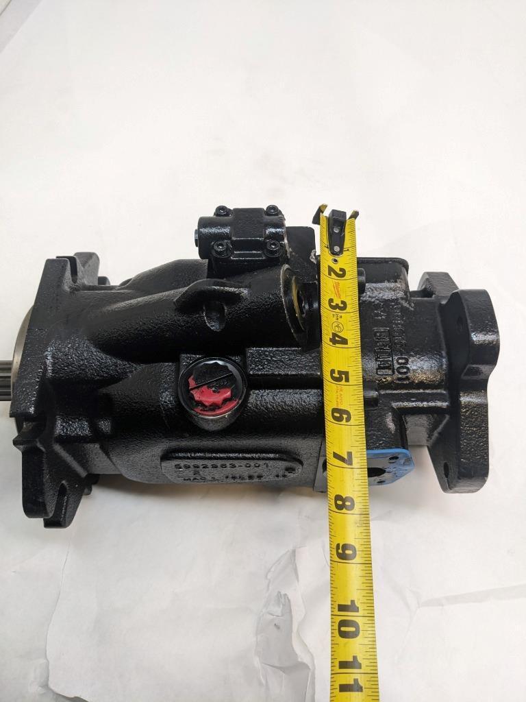 EATON 421AK HYDRAULIC AXIAL PISTON PUMP-BLACK- 421AK02552C #2 NEW H1