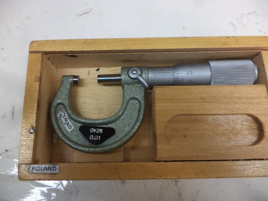 USED YUASA OUTSIDE MICROMETER CALIPER 0-25MM 0.01 0-1" R22T5