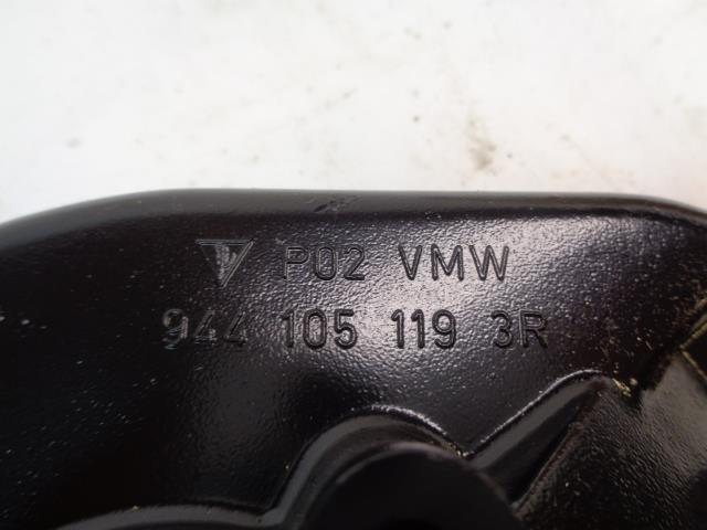 Porsche 944 Camshaft Bearing Housing REFINISHED GENUINE 944 105 119 3R R25T8