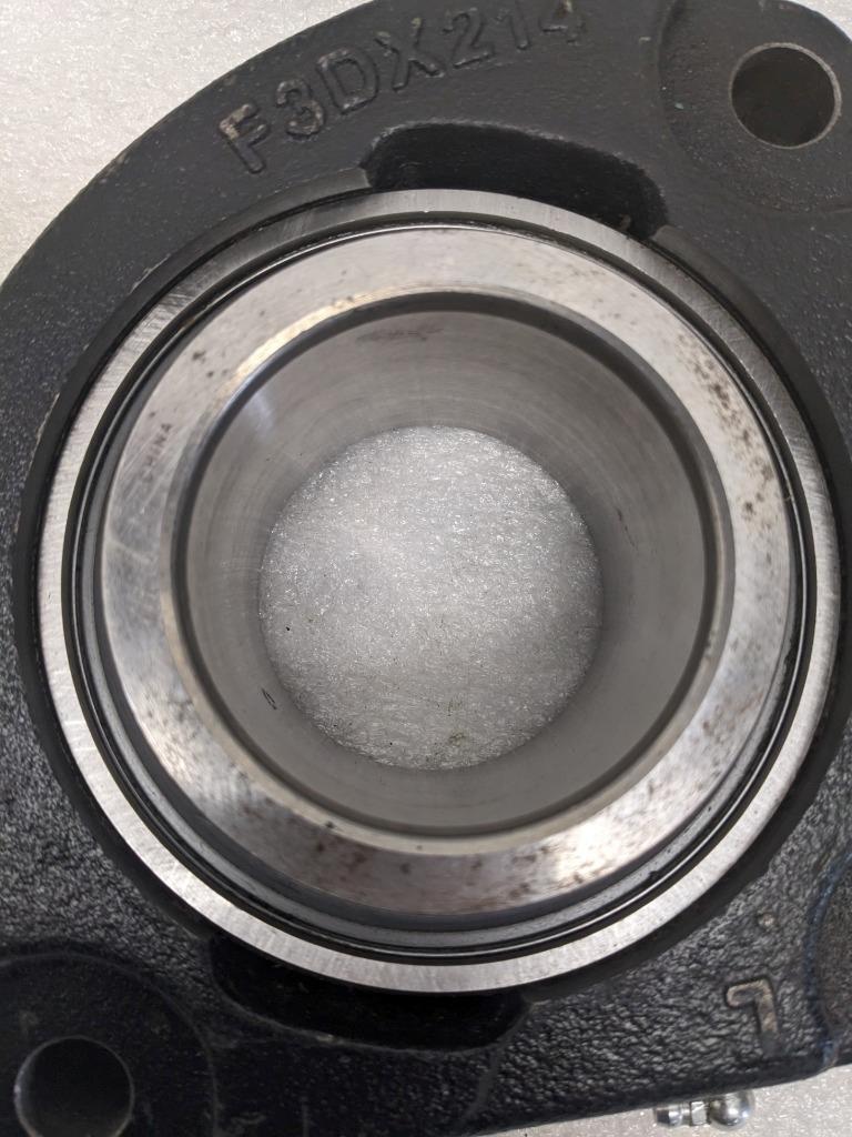 KBZ F3DX214 PILLOW BLOCK 3 BOLT NEW R27