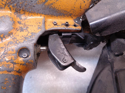 STANLEY BOSTITCH INDUSTRIAL COIL SIDING/FENCING NAILER STILL LOADED! N100 R22