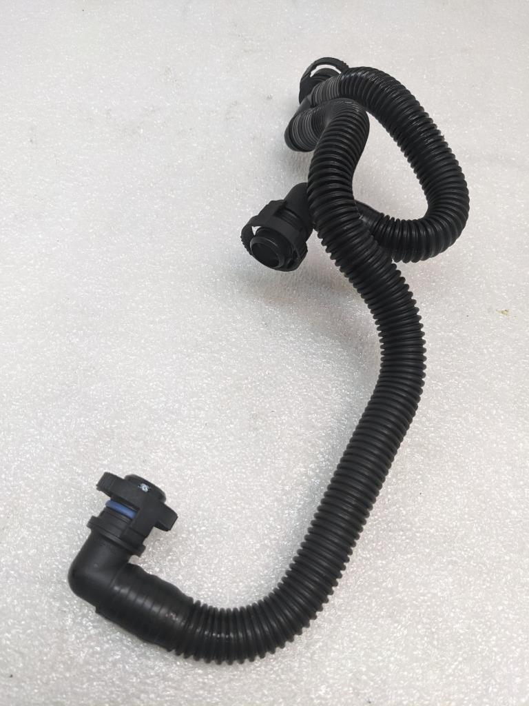 PORSCHE BOXSTER CAYMAN VENTILATION LINE OIL SEPERATOR 98710714500 USED R23