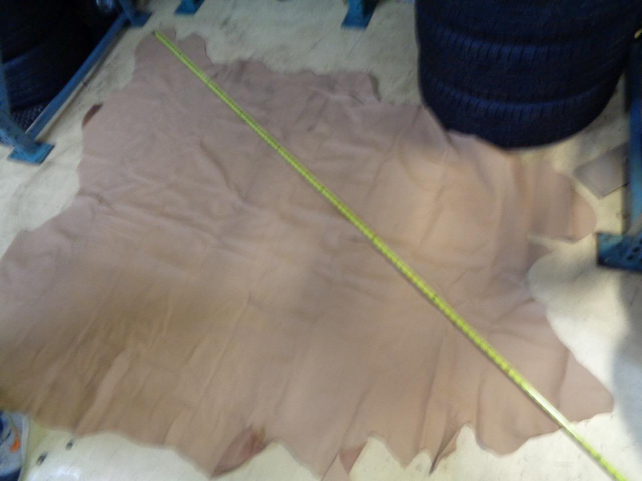 LEATHER HIDE 39.28 SQUARE FEET/3.65 SQUARE METERS TAN NEW N.3 SR
