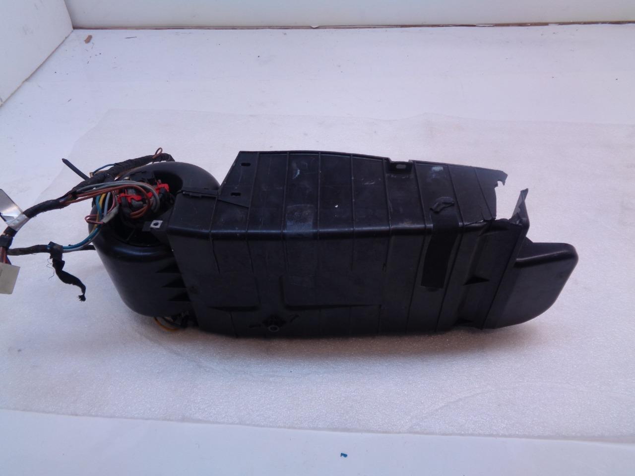 USED GENUINE PORSCHE 928 REAR EVAPORATOR BLOWER UNIT 928 570 121 00 R23T9