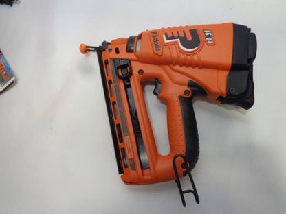 PASLODE IM250A LITHIUM ION 1-1/4 2-1/2 FINISH NAILER 902400 BSR35