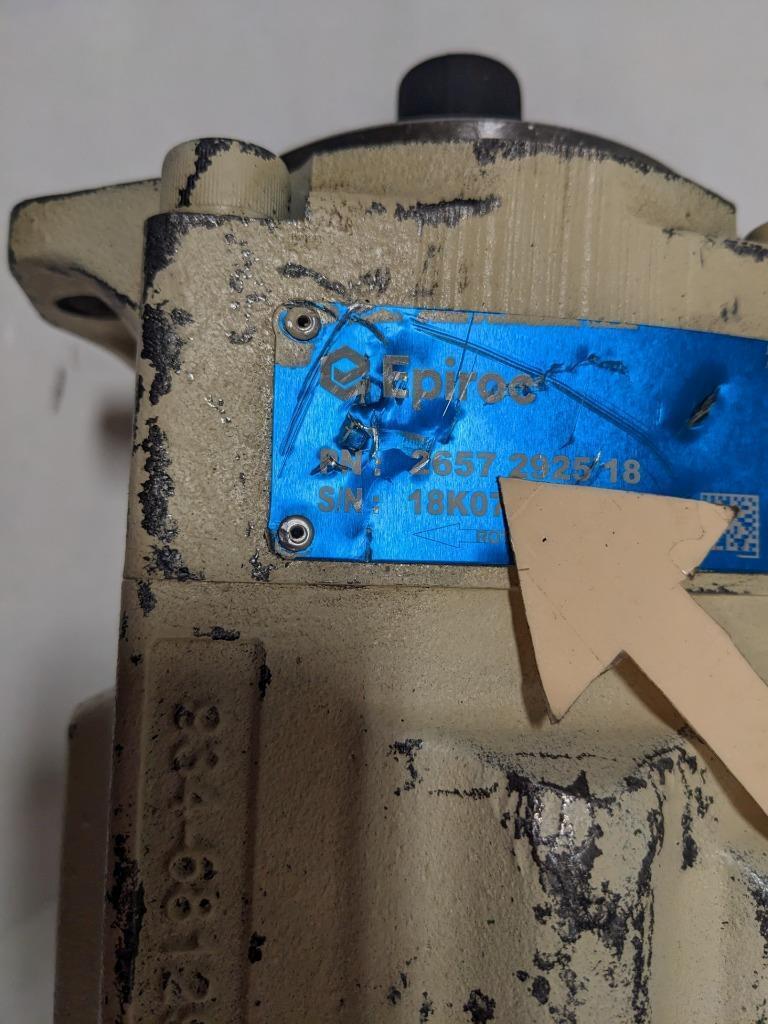 NEW EPIROC 2657 2925 18 HYDRAULIC MOTOR BSRG6