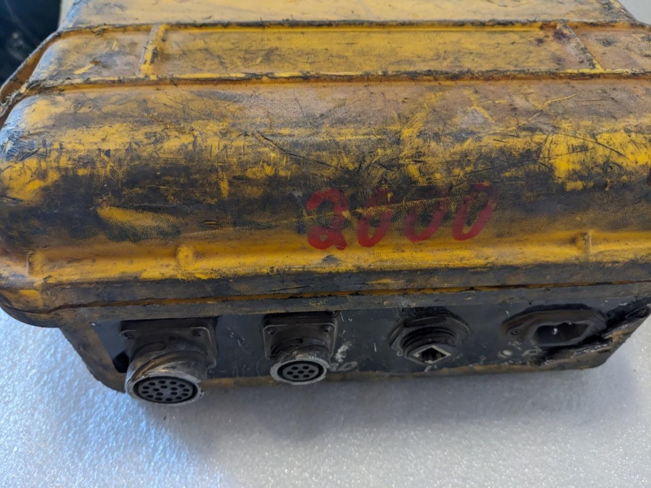 ERAD ERAD BLU 2000 COMP ELECTRIC TORQUE WRENCH CONTROL BOX DAMAGED R29