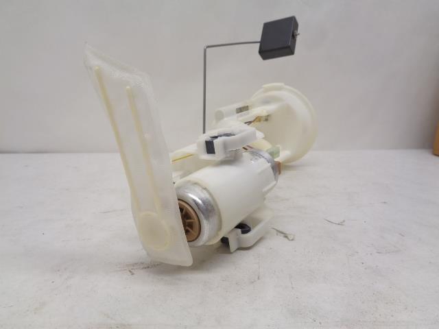 NEW BMW 00-06 FUEL PUMP ASSEMBLY w/ FUEL LEVEL SENDING UNIT 16116755043 R13