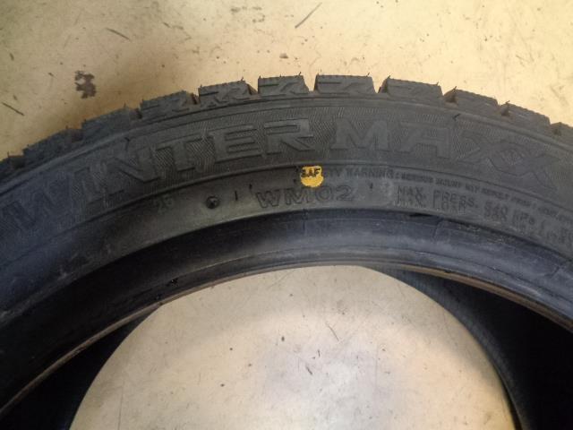 1 DUNLOP WINTERMAXX WM02 P 245 45 18 100T XL 266016638 TIRE BQ2