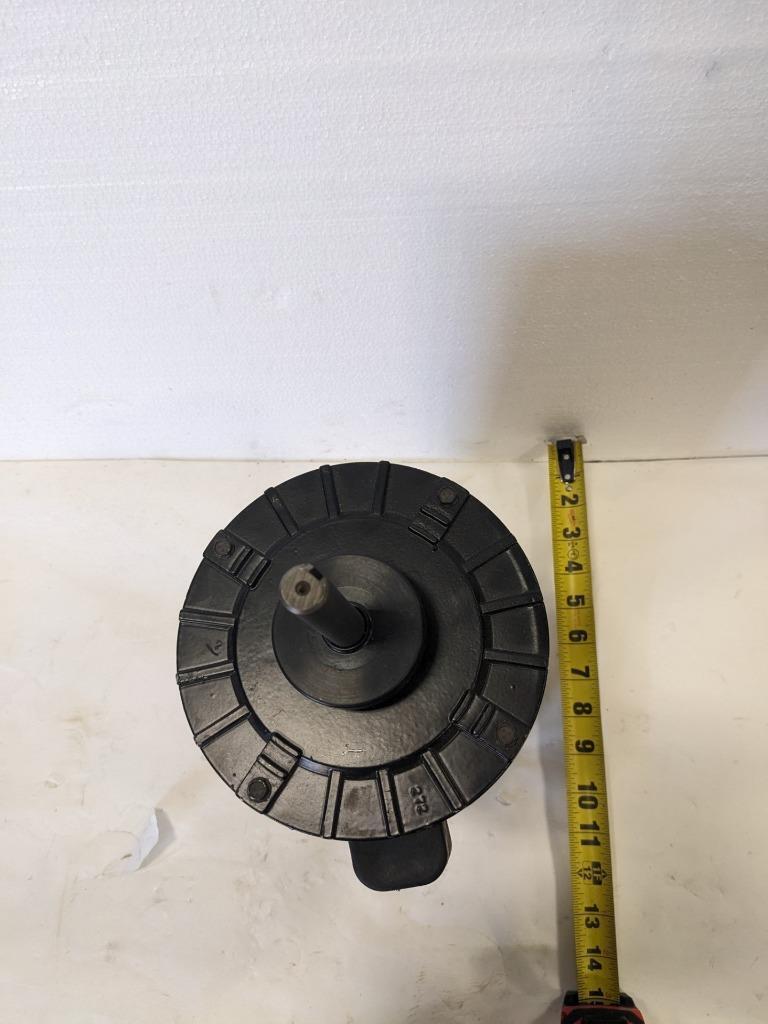 Trane Century AC Motor 7-193592-80 1 HP 60Hz 575v 1.9A Electric Motor NEW BSIG1