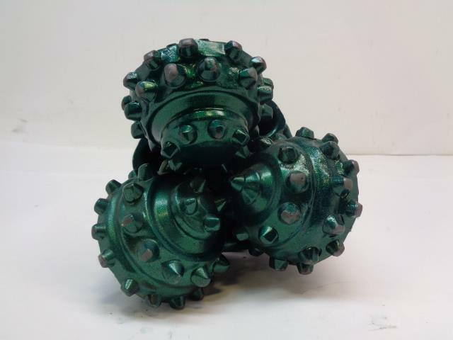 NEW VAREL AVENGER 6-3/4 INCH ROLLER CONE BIT GREEN 5506 04M 233921 ETD24 H2