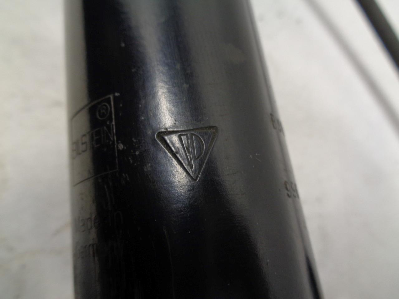 GENUINE PORSCHE 911 996 SHOCK STRUT APPARATUS (MULT. PARTS) 996 343 043 18 R25