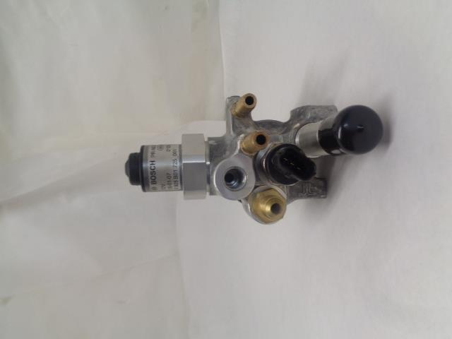 BOSCH FUEL PRESSURE REGULATOR 0928 402 052 12V R21