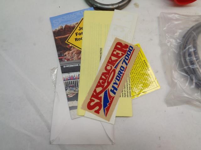 SKYJACKER LIFT KIT 6" SINGLE STEER STABLIZER 05-07 F3/250 SUPERDUTY F5651S R35