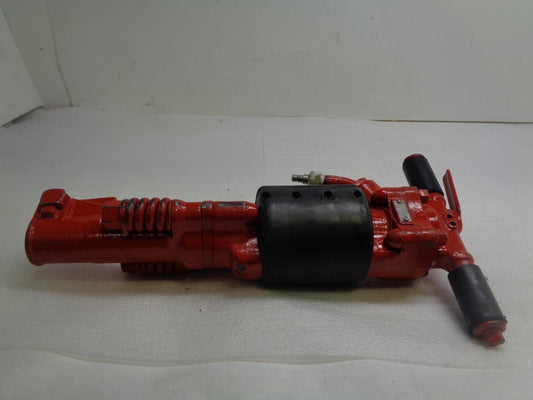 CHICAGO PNEUMATIC PAVEMENT BREAKER PNEUMATIC/HYDRAULIC CP-1240S USED H1