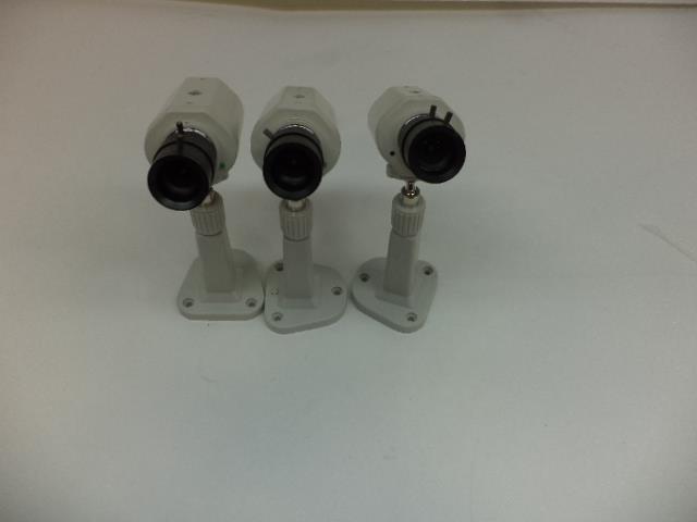 3 SUPER CIRCUITS CCD COLOR CAMERA W/ MOUNTS PC-33C R4