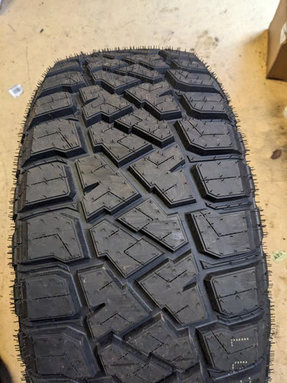 LANDSPIDER WILDTRAXX R/T LT 285 55 20 122/119S LRE 10PLY TIRE FRT006 CQ2