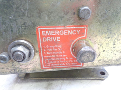 MSA LYNX PERSONAL SAFETY SIDE HOIST 10016727 (MISSING MANUAL HANDLE) USED H1