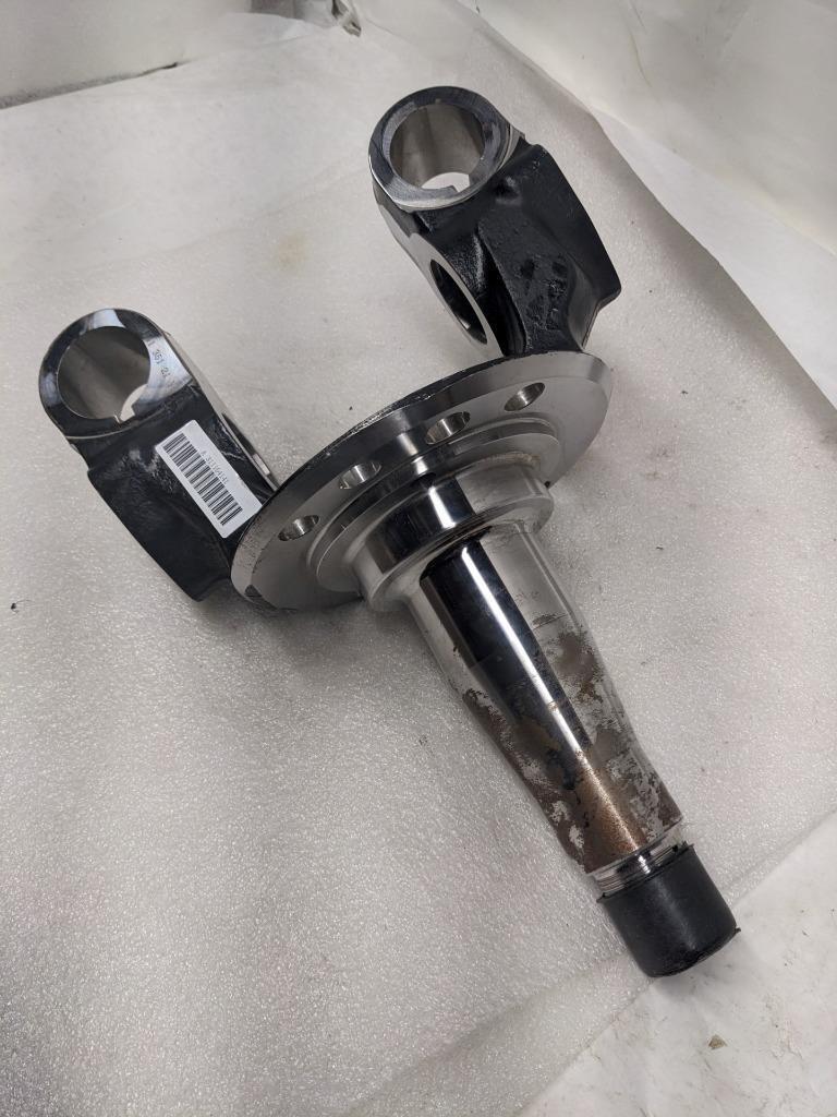 MERITOR A3111G4141 FRONT AXLE STEERING KNUCKLE ASSEMBLY NEW R16