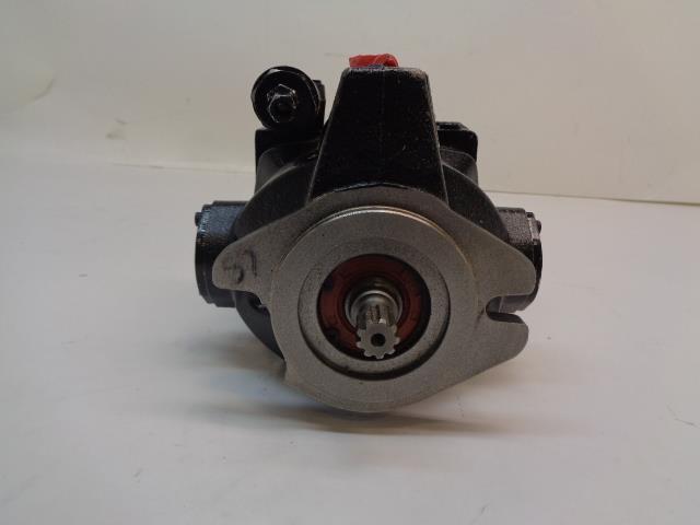 NEW PARKER PVP1636BRVP12X3932 HYDRAULIC PUMP DIV 3600 PSI 9T SPLINE PVP16 R34