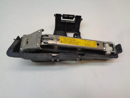 NEW AUDI 2005-2011 FLOOR JACK 4F0 011 031 H R31