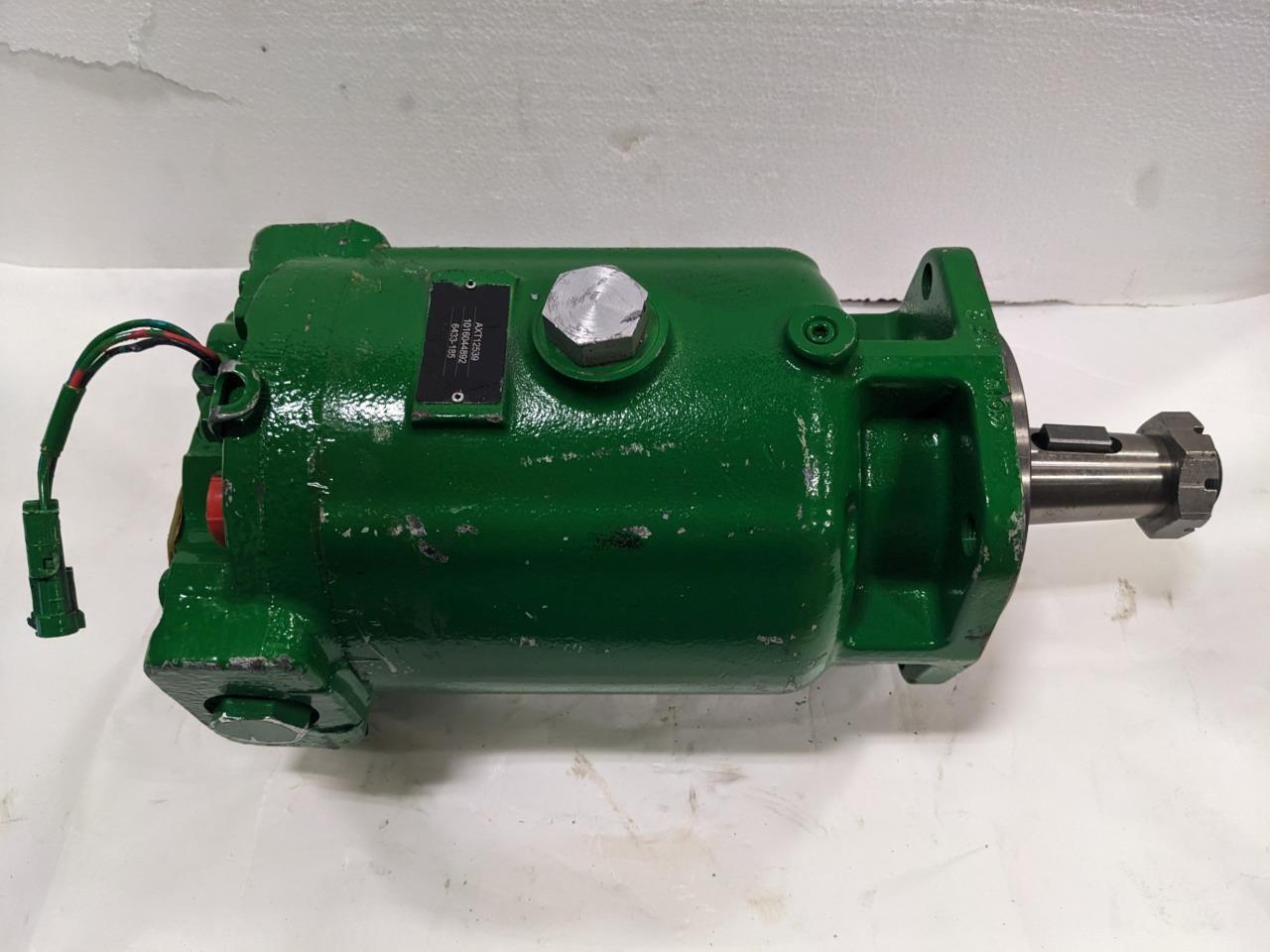 NEW JOHN DEERE AXT12539 HYDRAULIC MOTOR (FITS HARVESTERS) BSRG5