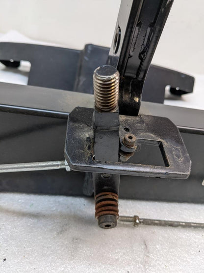 INVACARE 12-9009 RELIANT CROSS SUPPORT WITH SHROUD FOR MEDICAL OFFICE USED R28