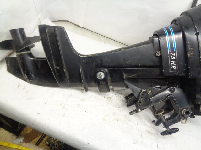 MERCURY MARINE 7.5 HP OUTBOARD MOTOR FOR PARTS I1