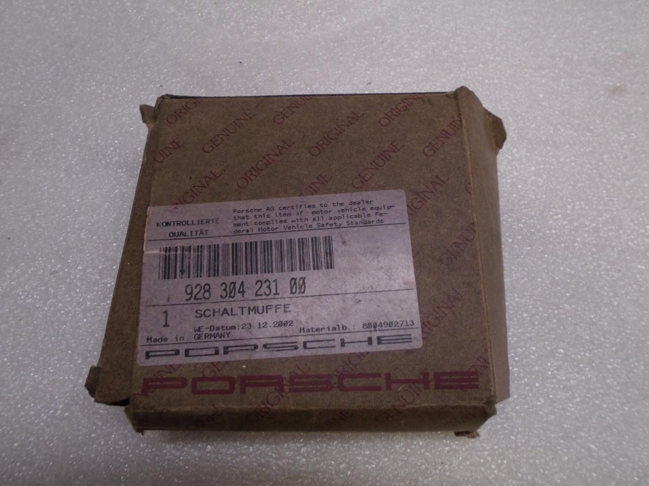 Porsche 928 Shift Sleeve 928 304 231 00 NEW Genuine R20T8