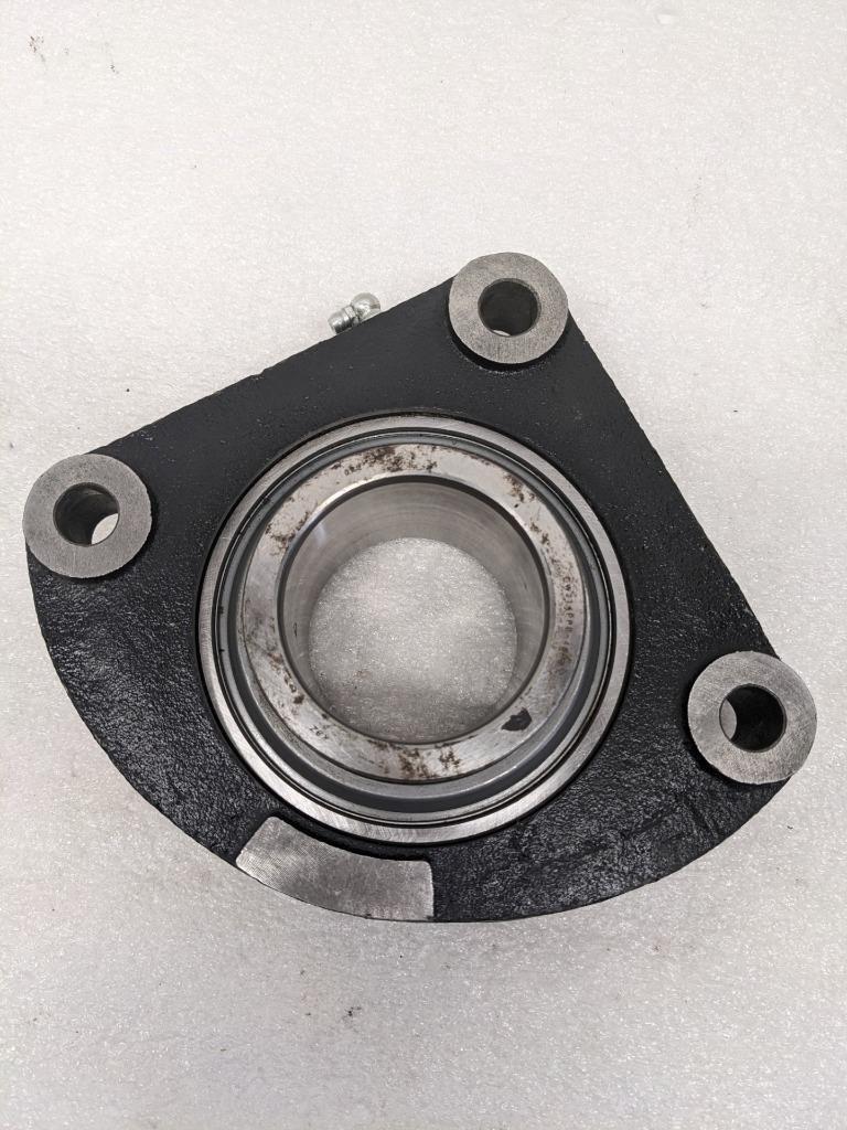 KBZ F3DX214 PILLOW BLOCK 3 BOLT NEW R27