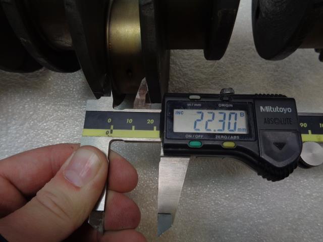 Porsche 911 2.2L Non Counterweight Crankshaft 901 102 010 00 USED GENUINE R24T7