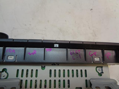 1 USED RADIO CD PLAYER 86120-0C290 FOR TOYOTA TUNDRA 2009-2013 R17