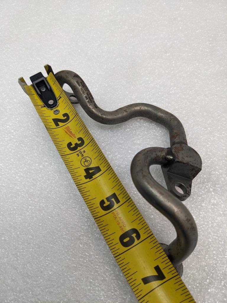 PORSCHE MACAN 15-18 ENGINE OIL LINE PIPE  94610703331 USED R21SPB