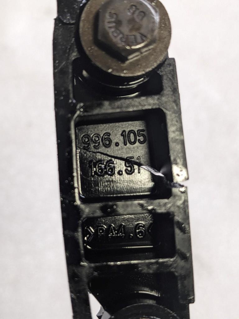 PORSCHE 996/911 1999-01 ENGINE TIMING CHAIN GUIDE RAIL 99610516651 #2  996BGL2T2