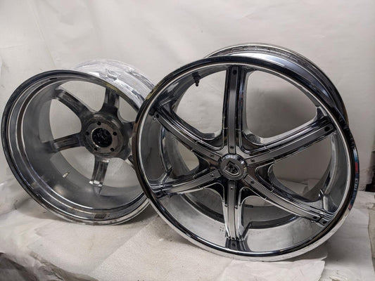 PAIR OF LEXANI LX-6 CHROME CUSTOM WHEELS 20X8.5 ET15 5X115 DISCONTINUED USED B2