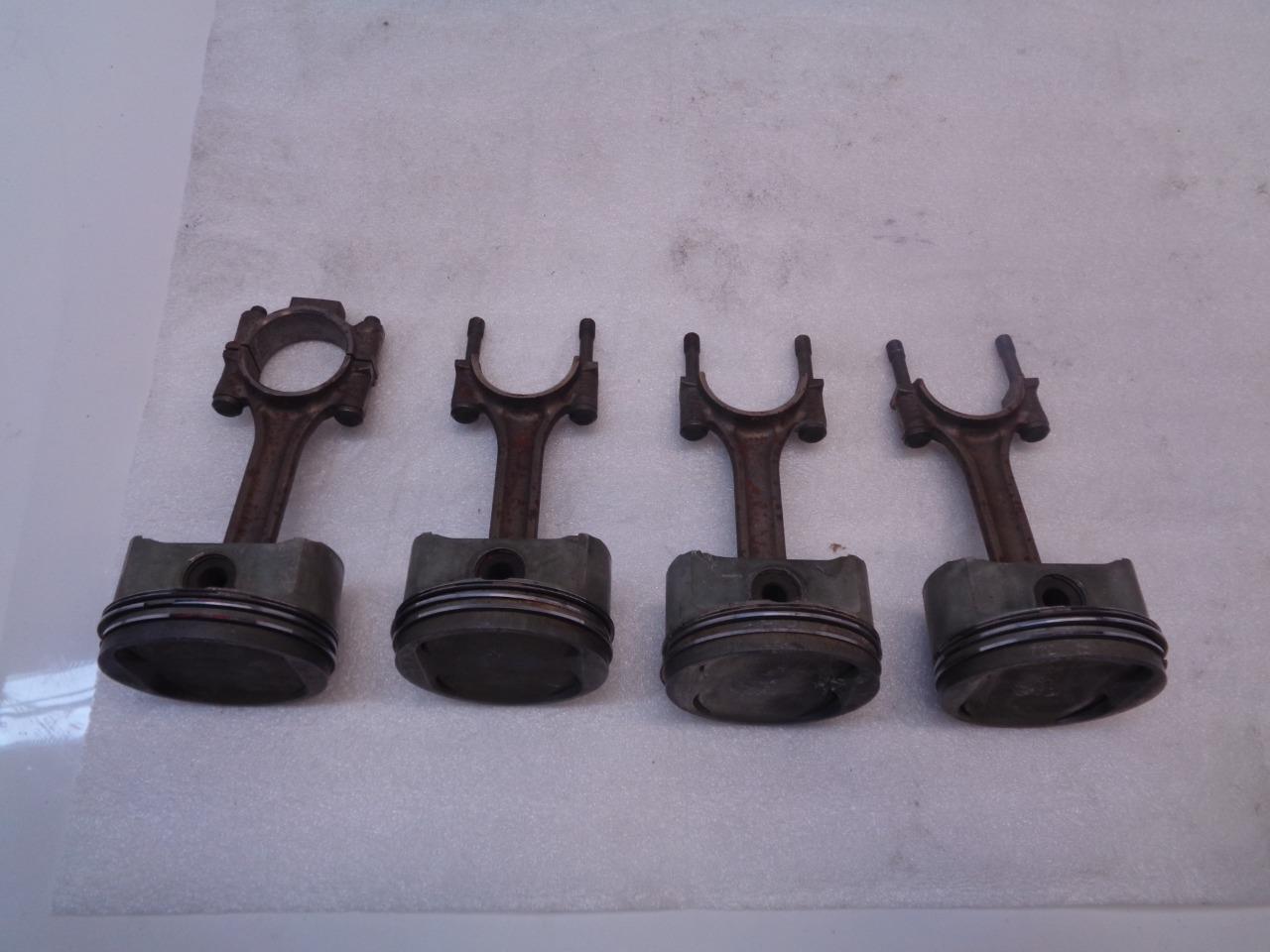 4 USED GENUINE PORSCHE 968 PISTONS WITH CONNECTING RODS 944 103 111 1R R24T5