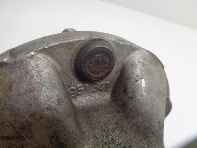 USED GENUINE PORSCHE 944 968 FRONT WHEEL HUB & STEERING KNUCKLE ASSEMBLY R23