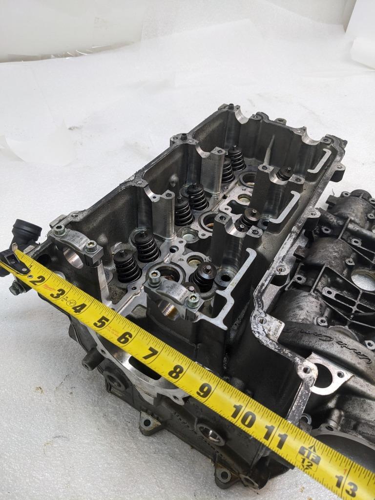 PORSCHE 911/996 CYLINDER HEAD ASSEMBLY W COVER 9961046710R #3 SR:5146 996BGL2