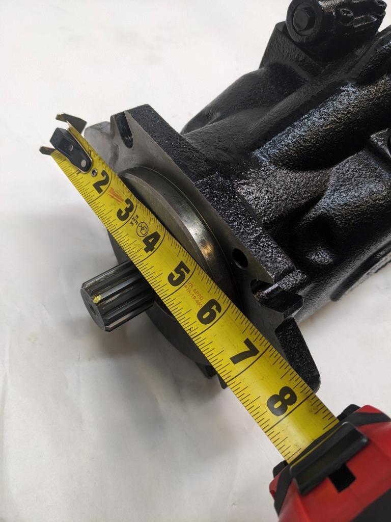 EATON 421AK HYDRAULIC AXIAL PISTON PUMP-BLACK- 421AK02552C #2 NEW H1