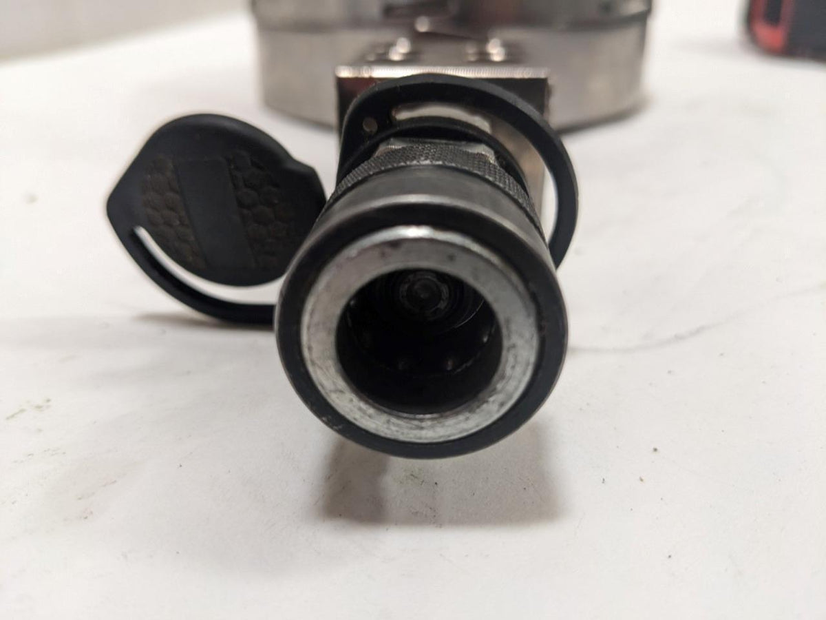 ITH PRESSURE GADGE  (EN837-1) BROKEN R22