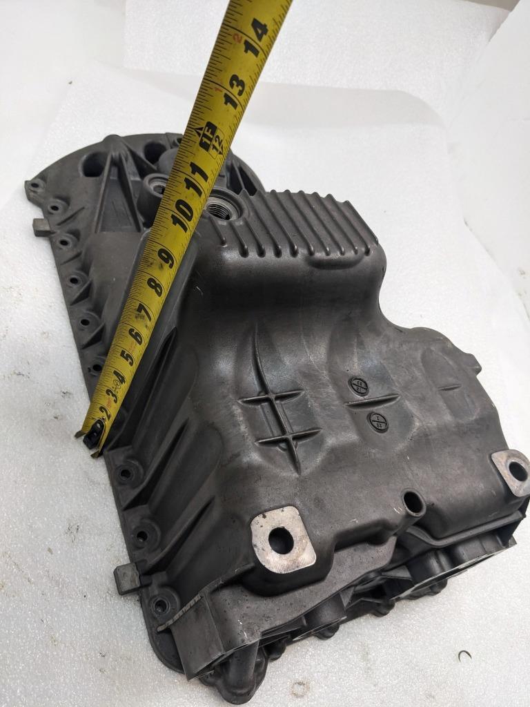 2003-2006 PORSCHE CAYENNE 4.5 LOWER ENGINE OIL PAN 9481071406R USED R24