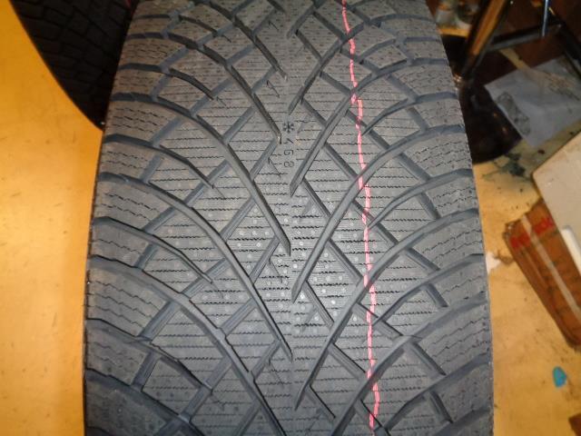 1 NOKIAN HAKKAPELIITTA R5 SUV P 265 70 17 115R SL TIRE T432208 CQ2